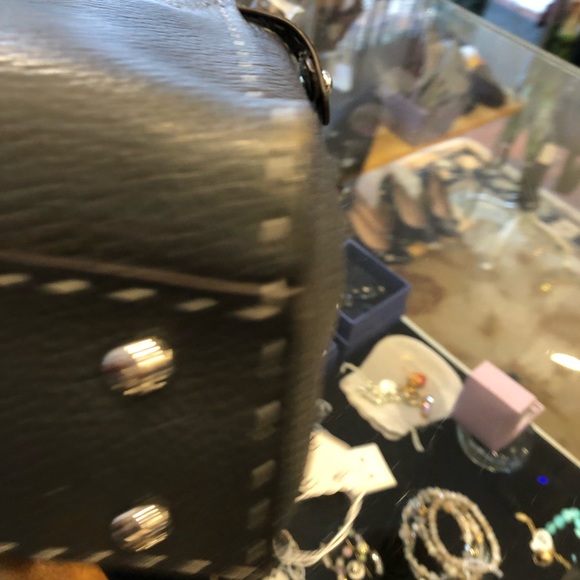 Fendi leather bag - Picture 9 of 9